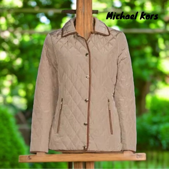 Michael Kors NWT Women’s Diamond  Quilted Taupe Jacket with Brown Trim Medium - Picture 1 of 11